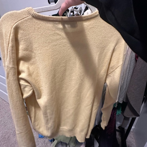 Yellow Sweater - Picture 3 of 3